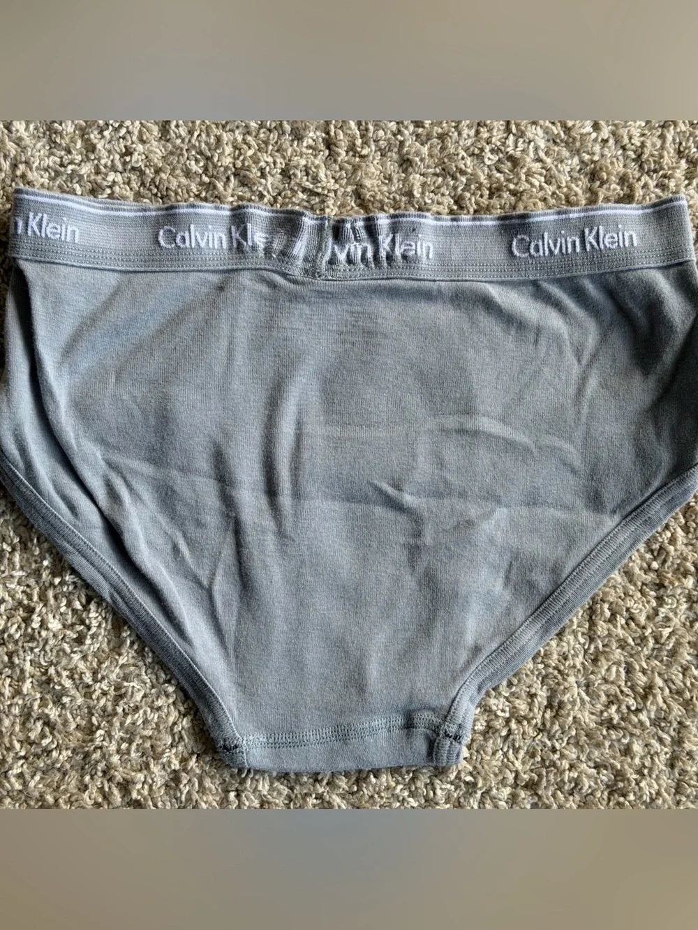 Mens’s Calvin Klein Light Gray Briefs - Small